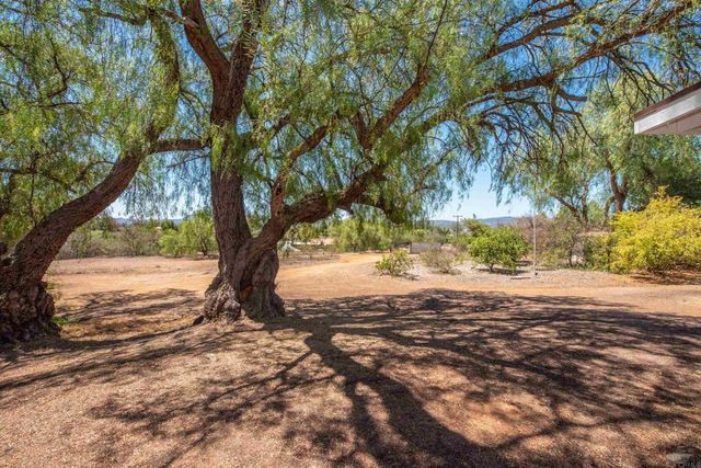 30270 Miller Road, Valley Center, CA 92082