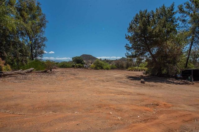 30270 Miller Road, Valley Center, CA 92082