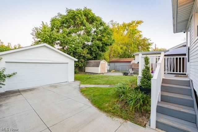 1274 Neptune Avenue, Akron, OH 44301