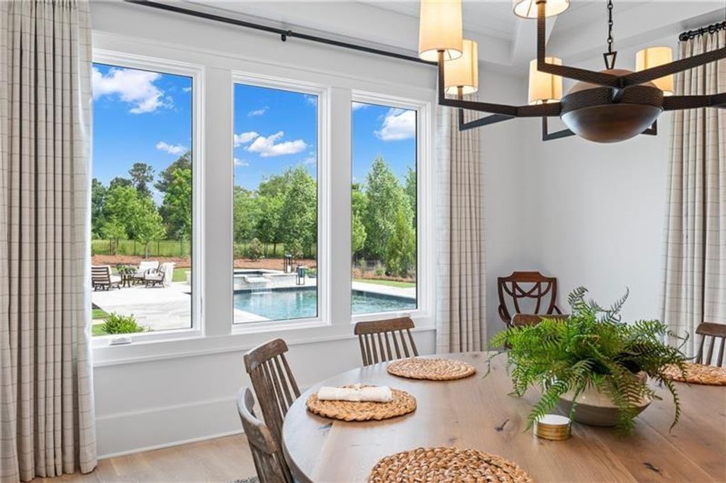 Image 12 of property listing at 10155 Cedar Ridge Drive, Milton, GA 30004