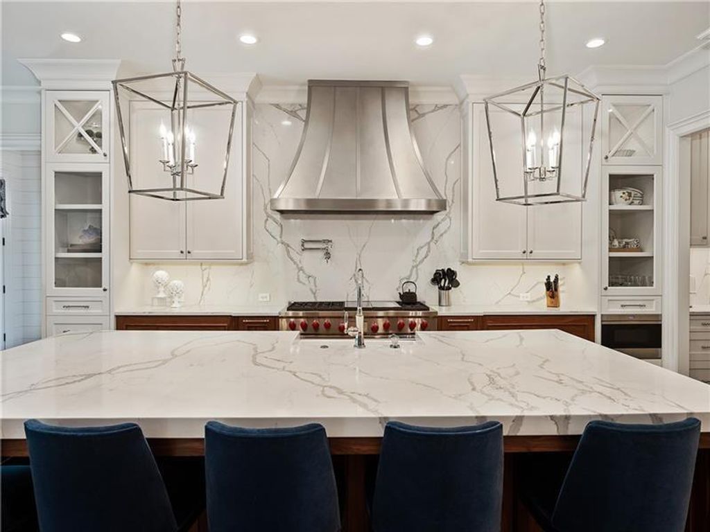 Image 14 of property listing at 10155 Cedar Ridge Drive, Milton, GA 30004