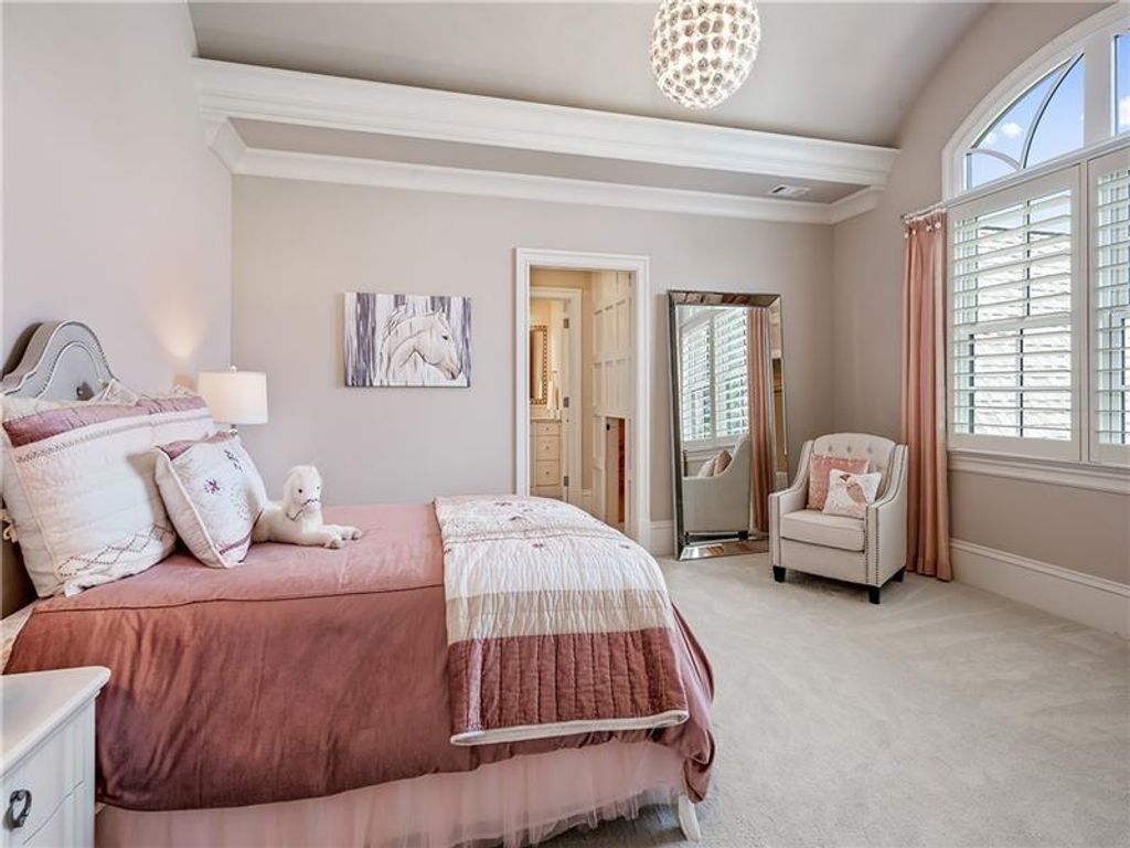 Image 26 of property listing at 10155 Cedar Ridge Drive, Milton, GA 30004