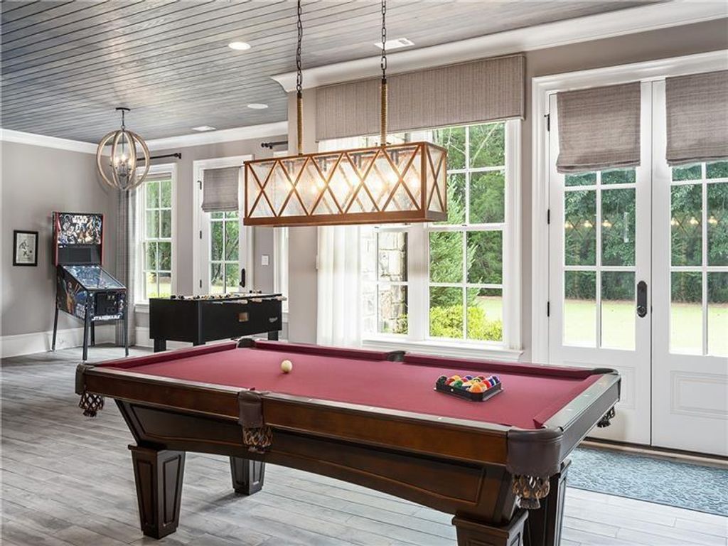 Image 36 of property listing at 10155 Cedar Ridge Drive, Milton, GA 30004