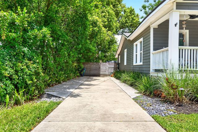 1409 E GORE STREET, Orlando, FL 32806