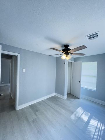 121 Georgia Street, Houston, TX 77029