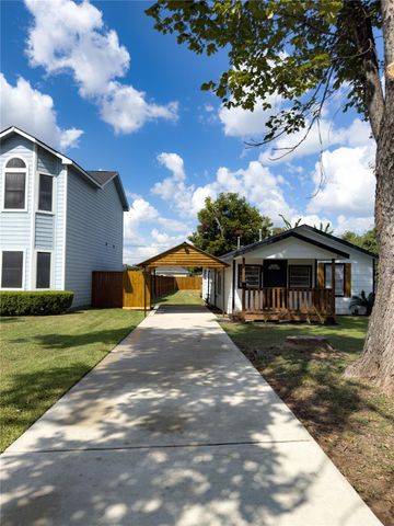 121 Georgia Street, Houston, TX 77029