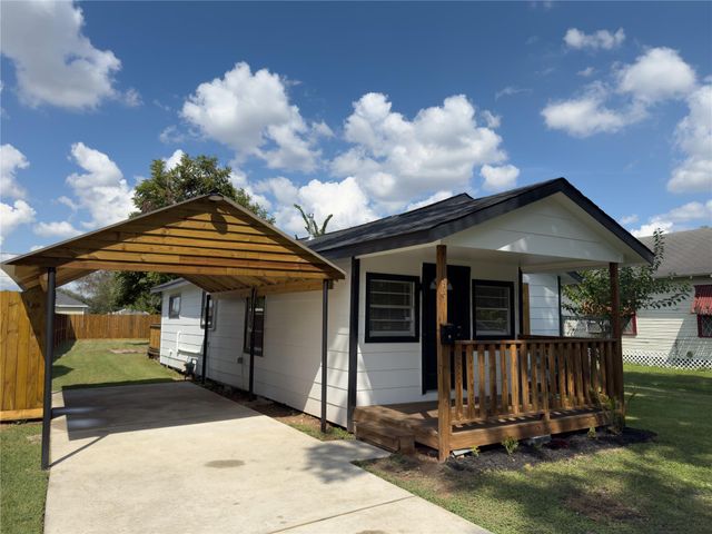 121 Georgia Street, Houston, TX 77029