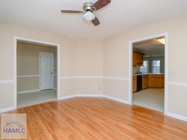 1934 Salisbury Way, Hinesville, GA 31313