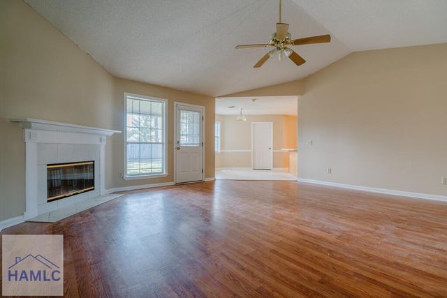 1934 Salisbury Way, Hinesville, GA 31313