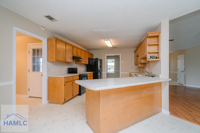 1934 Salisbury Way, Hinesville, GA 31313