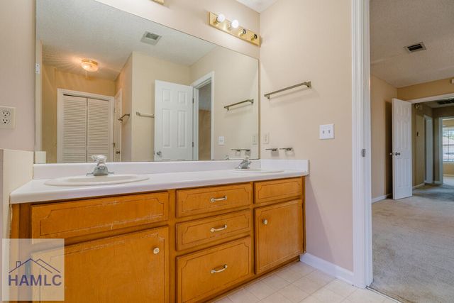 1934 Salisbury Way, Hinesville, GA 31313
