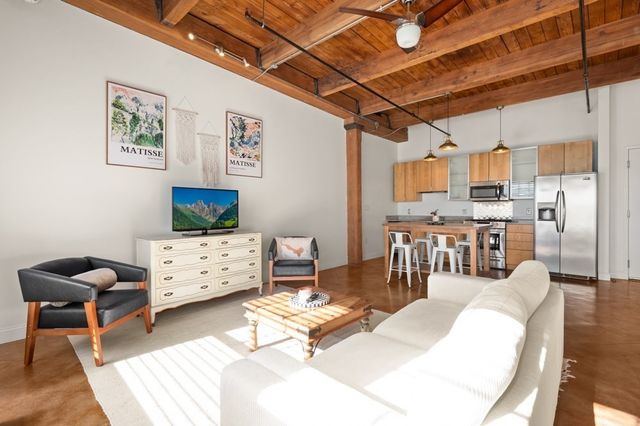 60 Dudley St. 322, Chelsea, MA 02150