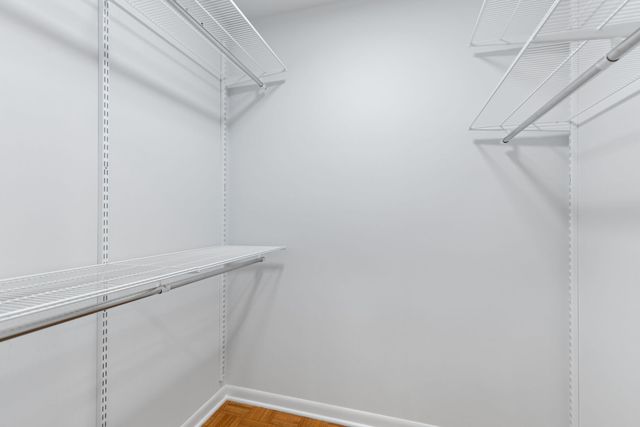 1817 Somerset Lane, Northbrook, IL 60062