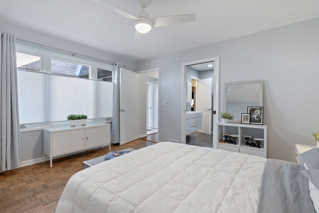 1817 Somerset Lane, Northbrook, IL 60062