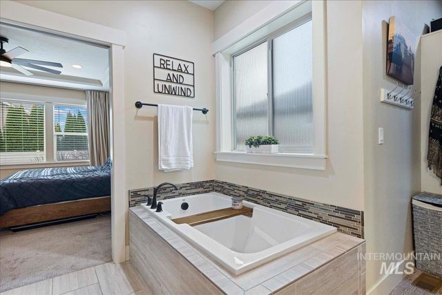 2317 N Van Dyke Ave, Kuna, ID 83634