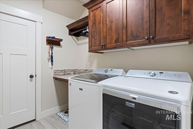 2317 N Van Dyke Ave, Kuna, ID 83634