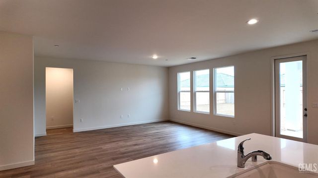 8417 Estes Park Street, Bakersfield, CA 93314