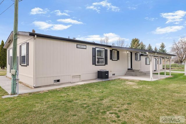 159 N 360 W, Blackfoot, ID 83221