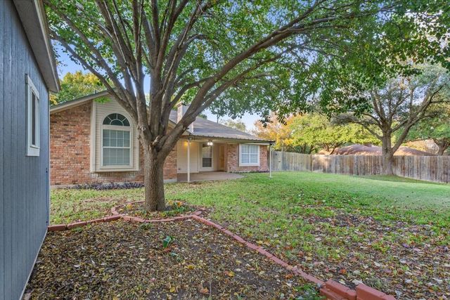 10700 Apache Drive, Waco, TX 76712