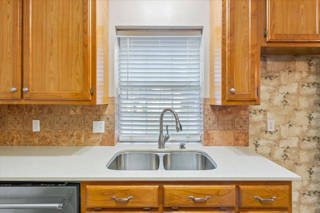 10700 Apache Drive, Waco, TX 76712