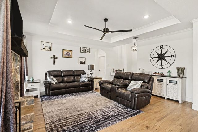 606 Central Road, Weatherford, TX 76088