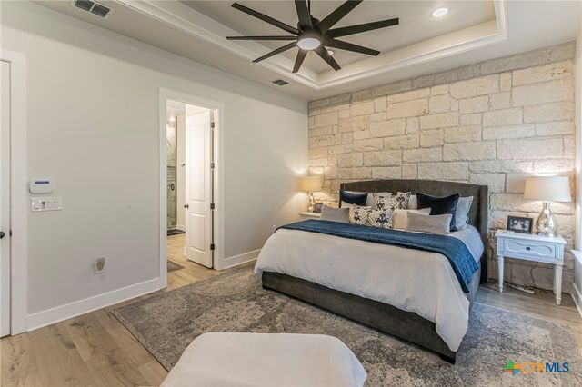 111 Lago Viento Lane, Belton, TX 76513
