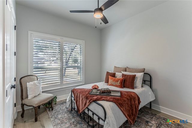 111 Lago Viento Lane, Belton, TX 76513