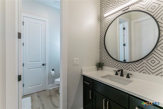 111 Lago Viento Lane, Belton, TX 76513