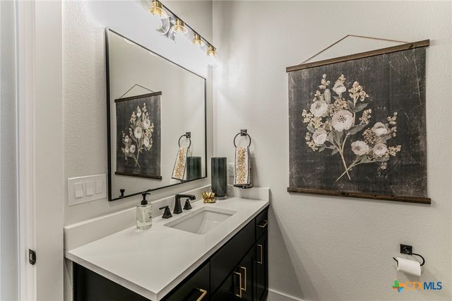 111 Lago Viento Lane, Belton, TX 76513
