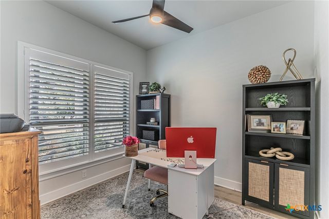 111 Lago Viento Lane, Belton, TX 76513