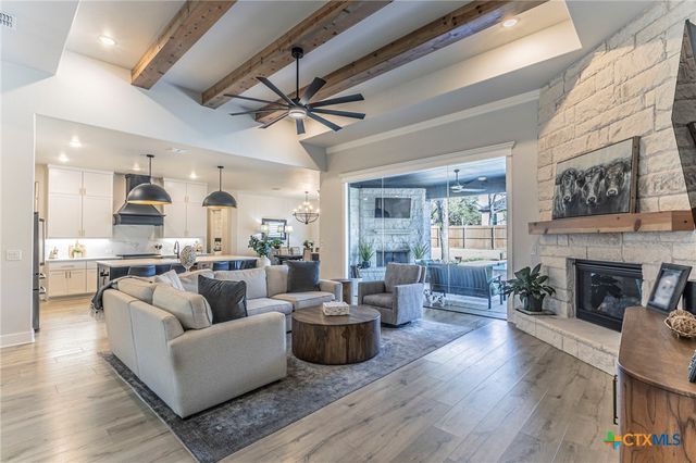 111 Lago Viento Lane, Belton, TX 76513