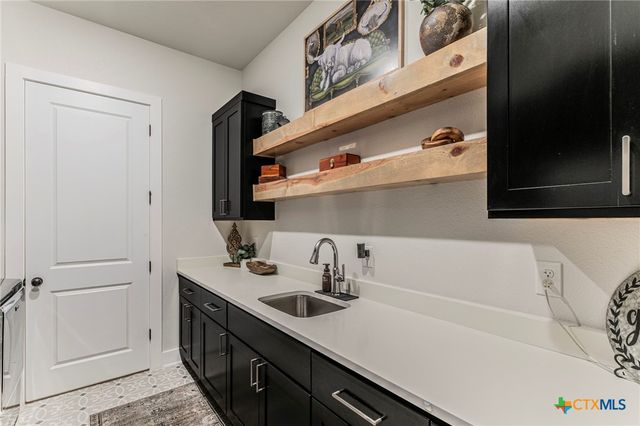 111 Lago Viento Lane, Belton, TX 76513