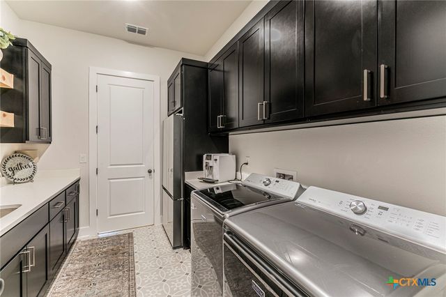 111 Lago Viento Lane, Belton, TX 76513