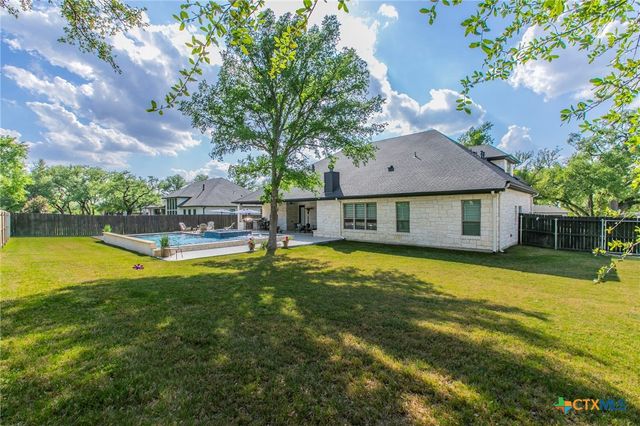 111 Lago Viento Lane, Belton, TX 76513