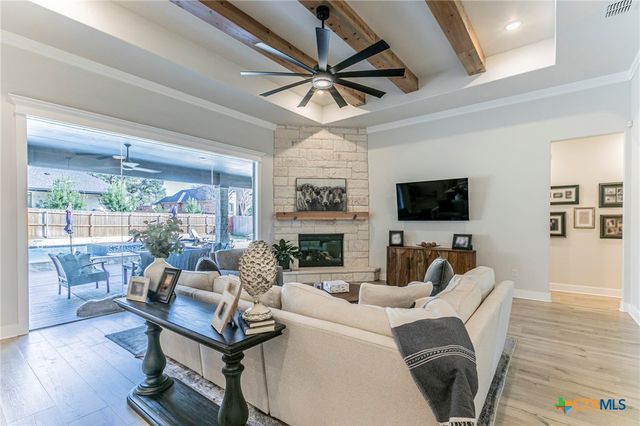 111 Lago Viento Lane, Belton, TX 76513