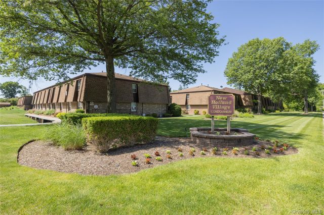 145 New Holland Village, Nanuet, NY 10954