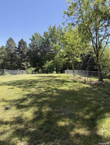 5215 Schlaud Road, North Branch, MI 48461