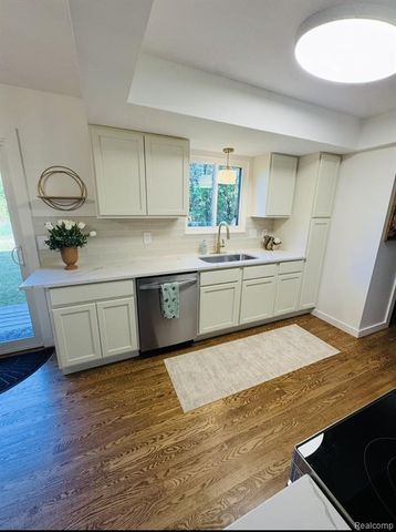 5215 Schlaud Road, North Branch, MI 48461