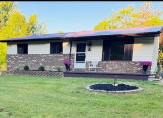 5215 Schlaud Road, North Branch, MI 48461