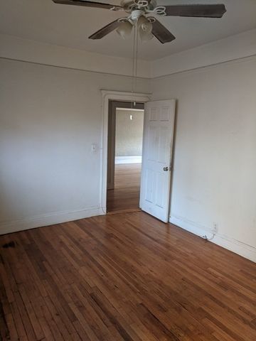 1691 Commonwealth Ave 12, Boston, MA 02135