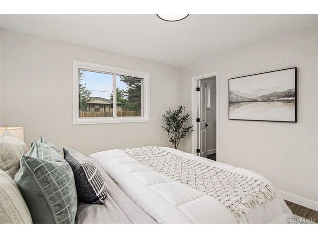 4733 S Newton St, Littleton, CO 80123
