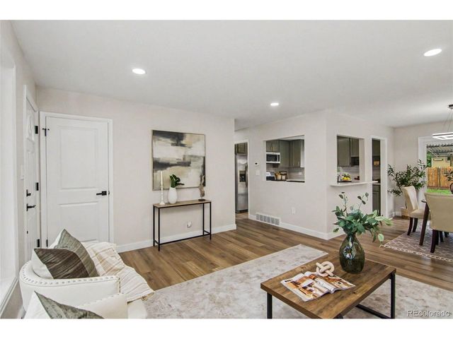 4733 S Newton St, Littleton, CO 80123
