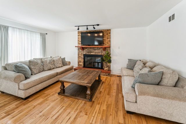 514 Revere Avenue, Westmont, IL 60559