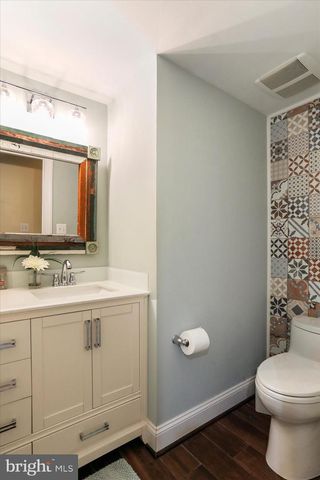 20 MAXWELL SQ, Frederick, MD 21701