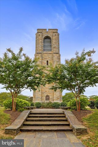 20 MAXWELL SQ, Frederick, MD 21701