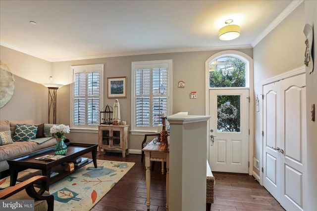 20 MAXWELL SQ, Frederick, MD 21701