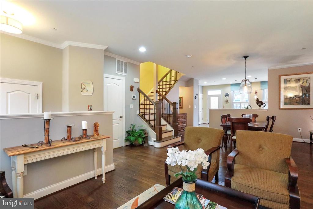 20 MAXWELL SQ, Frederick, MD 21701