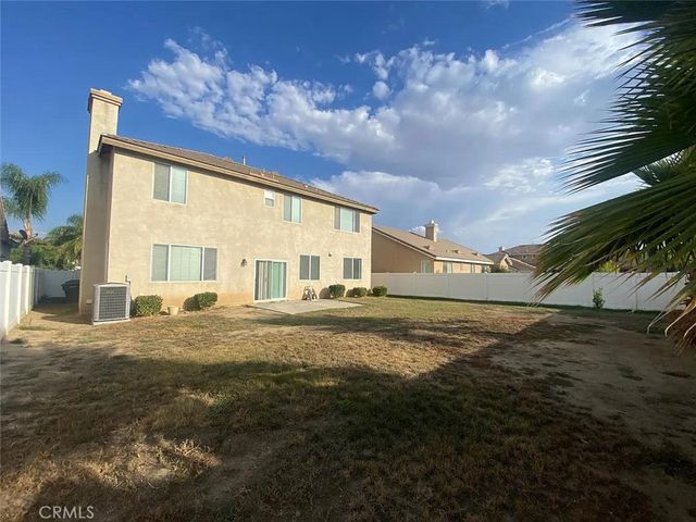 1678 Milford Court, Perris, CA 92571