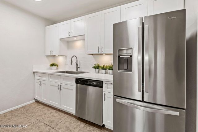 8080 E Speedway Blvd Unit 112, Tucson, AZ 85710