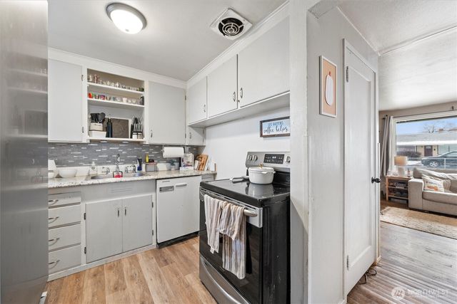 71 Ivy Street NE, Ephrata, WA 98823